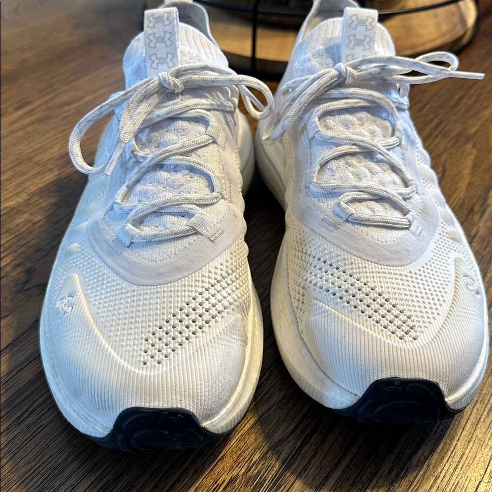 Under Armour Phantom 4 men's - like new